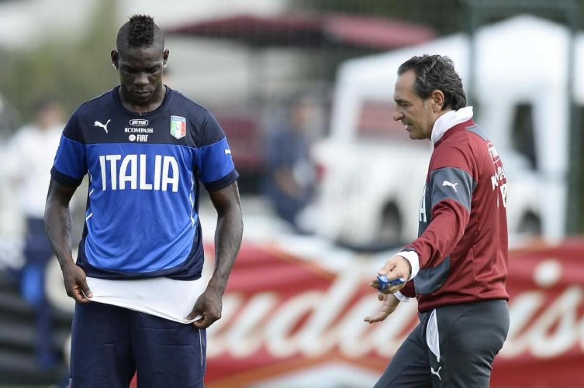 Gazzetta, con Prandelli alla Fiorentina Balotelli spera e aspetta una chiamata da Firenze - 