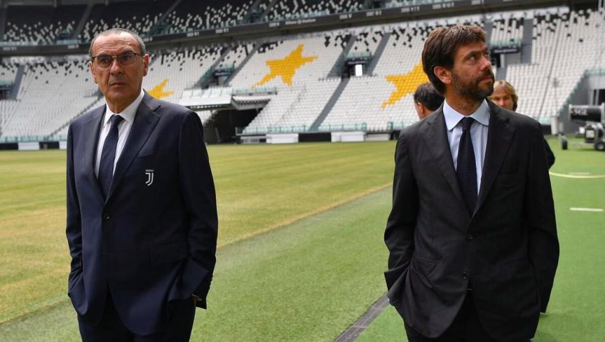 Niente Fiorentina subito? Sarri ha detto alla Juventus di non voler più rescindere il contratto - 