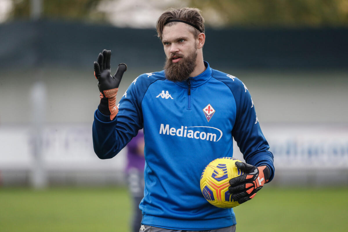 Dragowski è il secondo portiere ad aver parato un rigore a Kessie - Foto di proprietà di ACF Fiorentina. Riproduzione vietata ©