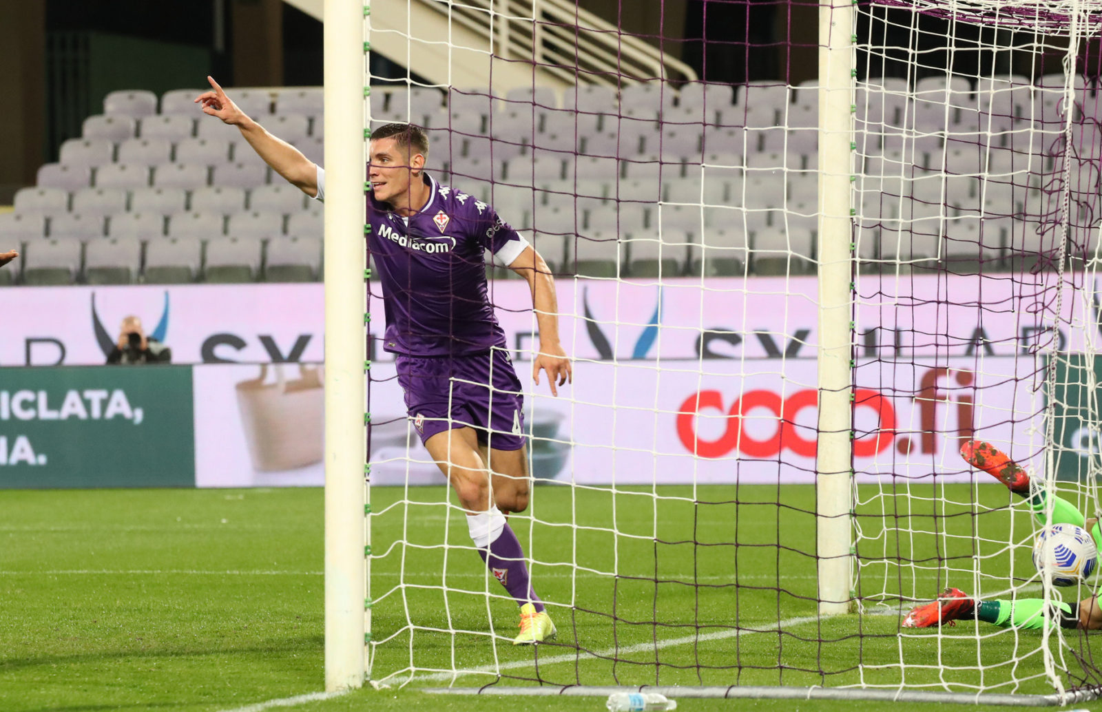 Tuttosport, Milenkovic, la Juventus l'ha messo nel mirino: rinnovo con la Fiorentina lontano