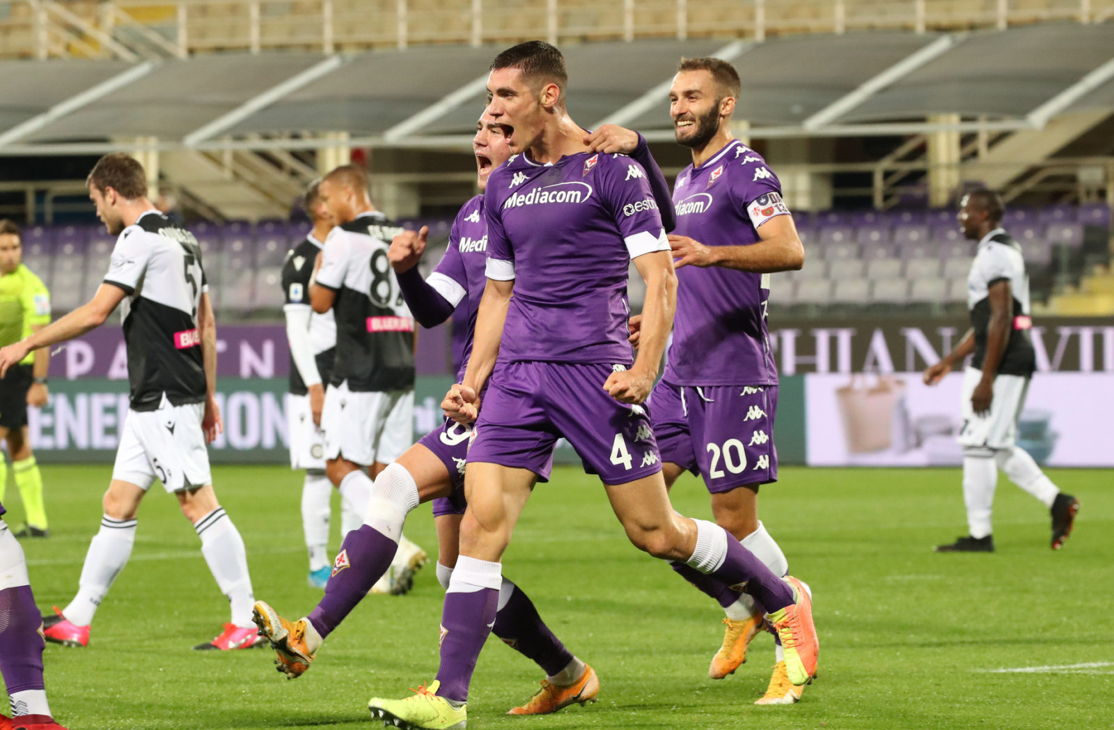 CorFio, Fiorentina, crolla di 16 milioni il valore della rosa a causa del basso rendimento da gennaio