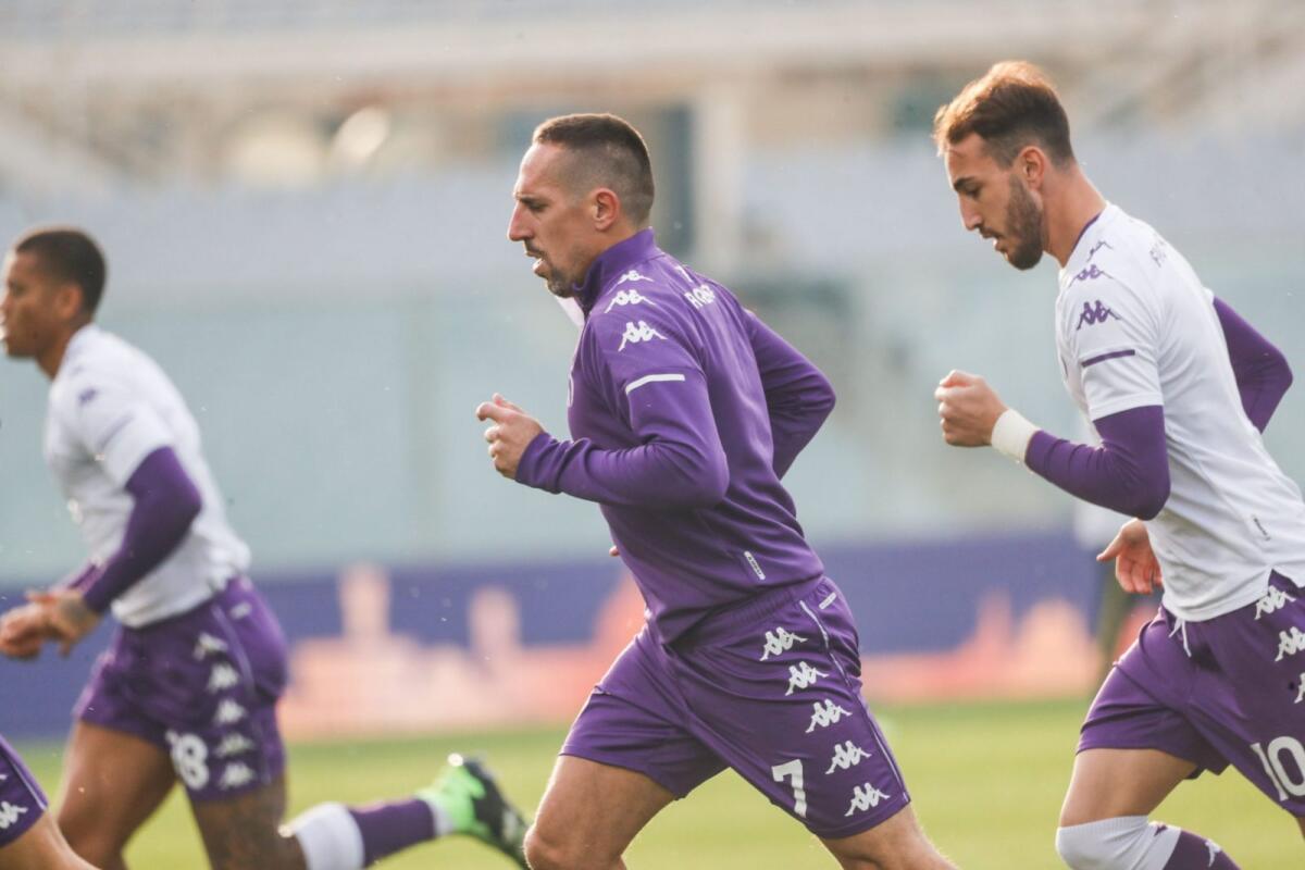 FORM. UFFICIALE, GIOCANO IGOR E CACERES, BORJA VALERO REGISTA, OUT BONAVENTURA - Foto di proprietà di ACF Fiorentina. Riproduzione vietata ©️