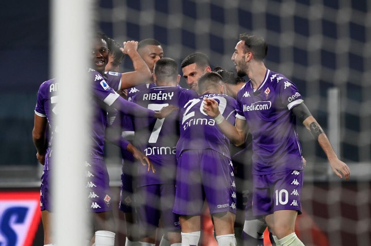 Il Corriere dello Sport scrive: "La Fiorentina ha fatto viola Pirlo. Terribile fine anno per la Juventus" - Foto di proprietà di ACF Fiorentina. Riproduzione vietata ©️