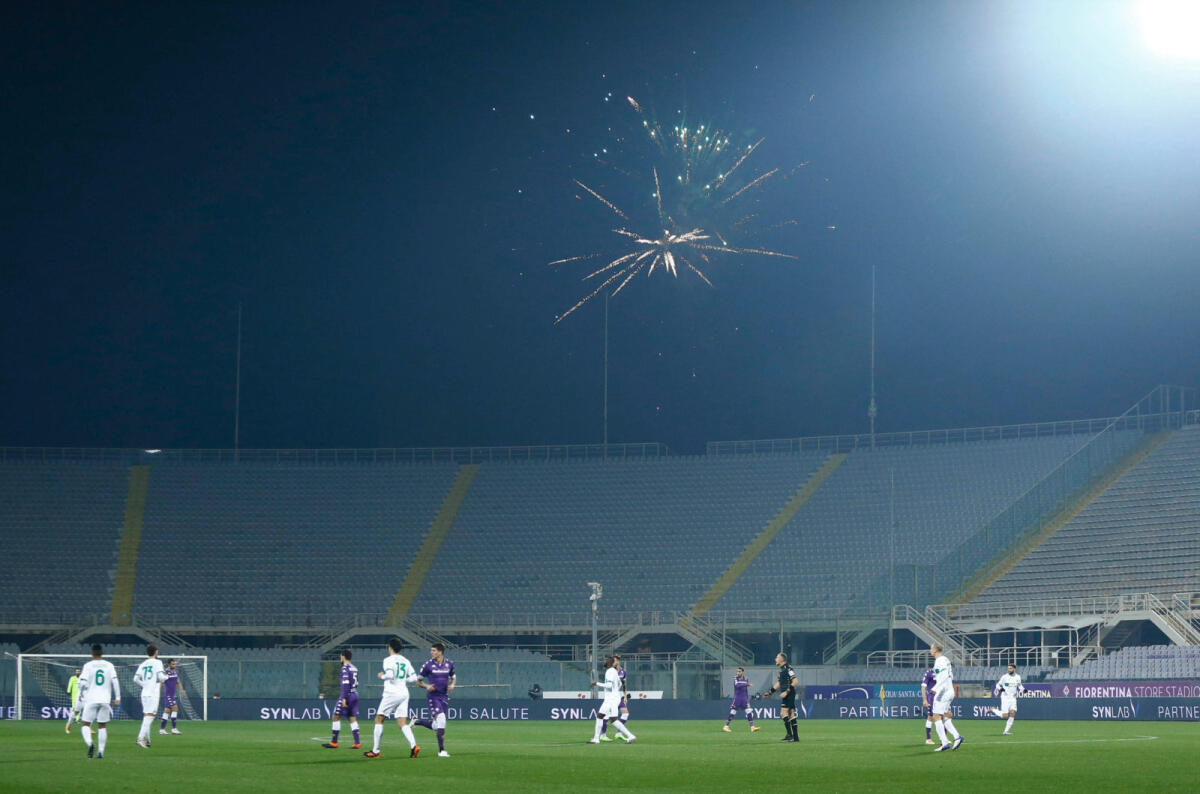 Commisso scrive: "Grazie tifosi viola per i fuochi d'artificio. Sento critiche, non ne abbiamo bisogno" - Foto pubblicata sul sito ufficiale della Fiorentina