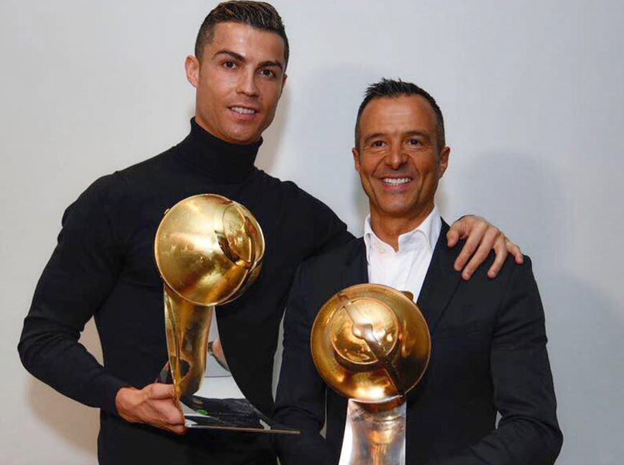 Il procuratore di Ronaldo organizza un premio e lo dà al suo assistito, con 80 anni di anticipo