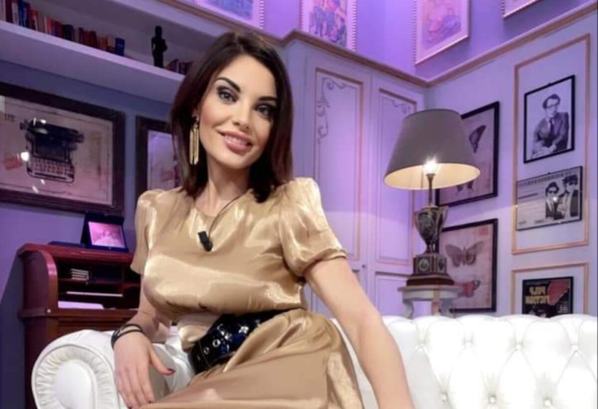 Francesca Romeo: "Porto la fede viola in tv. Il calciatore più bello? Callejon. Il motivo.." - 