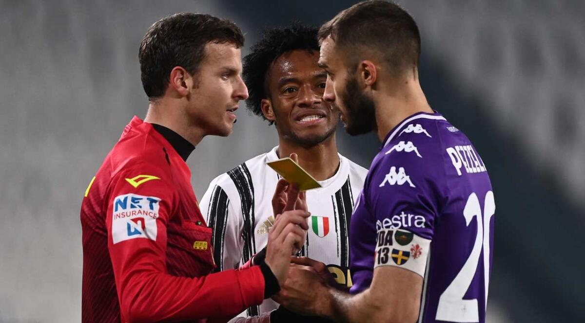 Fiorentina-Inter sarà diretta dall'arbitro La Penna, lo stesso dello 0-3 alla Juventus - 