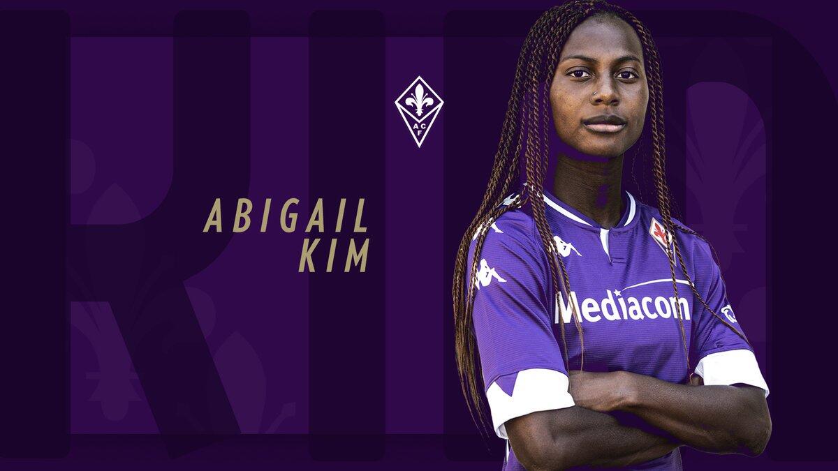 Abigail Kofi Kim lascia la Fiorentina femminile e decide di tornare in America. Le motivazioni del suo addio anticipato - 