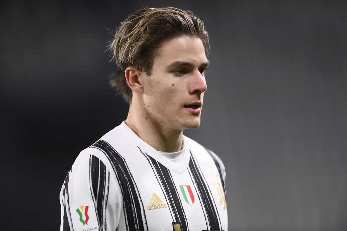 Nicolò Fagioli, il nuovo talento della Juventus con il nonno tifosissimo della Fiorentina - Fagioli con la maglia della Juventus