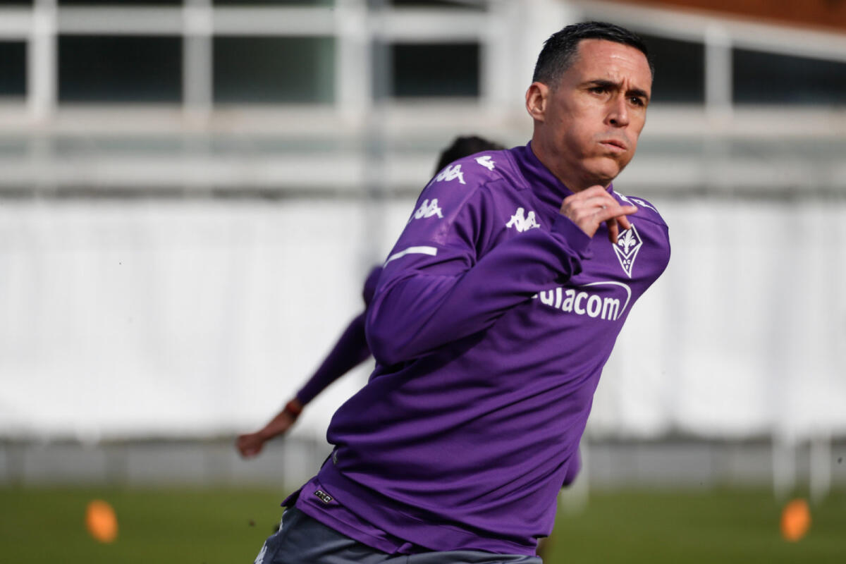Tuttosport, nella Fiorentina l'emblema è Callejon, 2,2 milioni a stagione per non giocare mai - Foto di proprietà di ACF Fiorentina. Riproduzione vietata ©