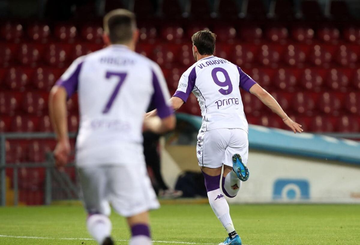Al 26' la Fiorentina raddoppia al Vigorito contro il Benevento. Doppietta per Vlahovic - Foto di proprietà di ACF Fiorentina. Riproduzione vietata ©