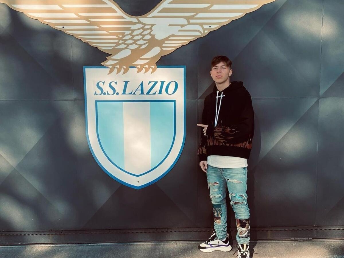 Tragedia in casa Lazio, muore il giovane Guerini in un incidente stradale. Aveva giocato nella Fiorentina due anni fa - 