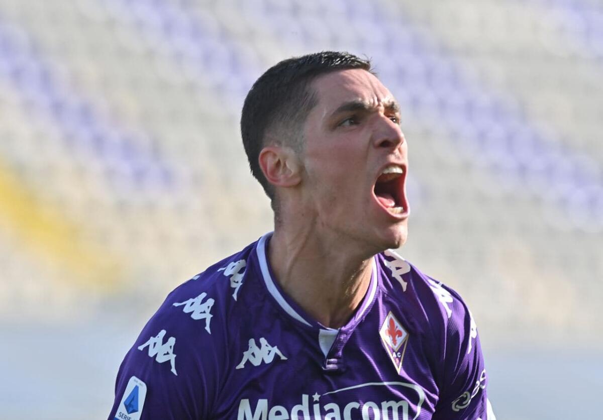 Dall'Inghilterra, Milenkovic ha catturato l'attenzione di Mourinho, per età e fisicitià - Foto di proprietà di ACF Fiorentina. Riproduzione vietata ©