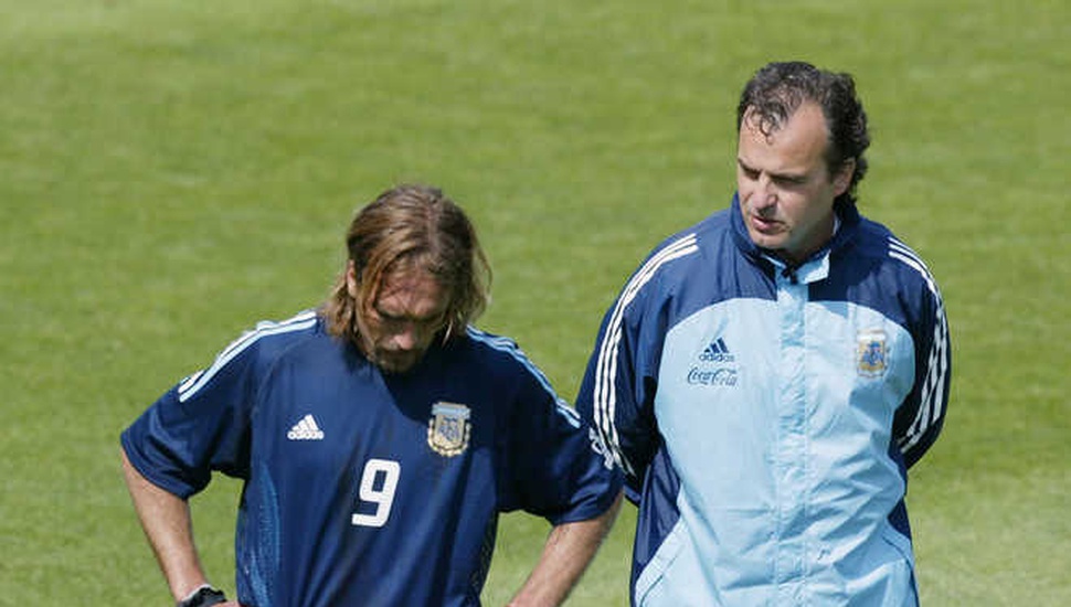 Storie di campo: Marcelo Bielsa El Loco visionario. L' uomo che ha rivoluzionato il calcio
