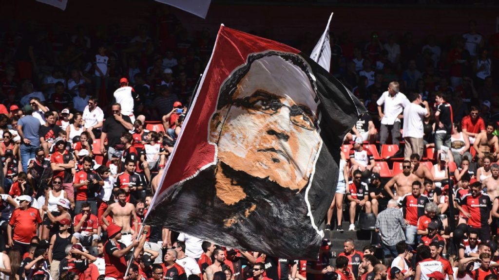 Storie di campo: Marcelo Bielsa El Loco visionario. L' uomo che ha rivoluzionato il calcio