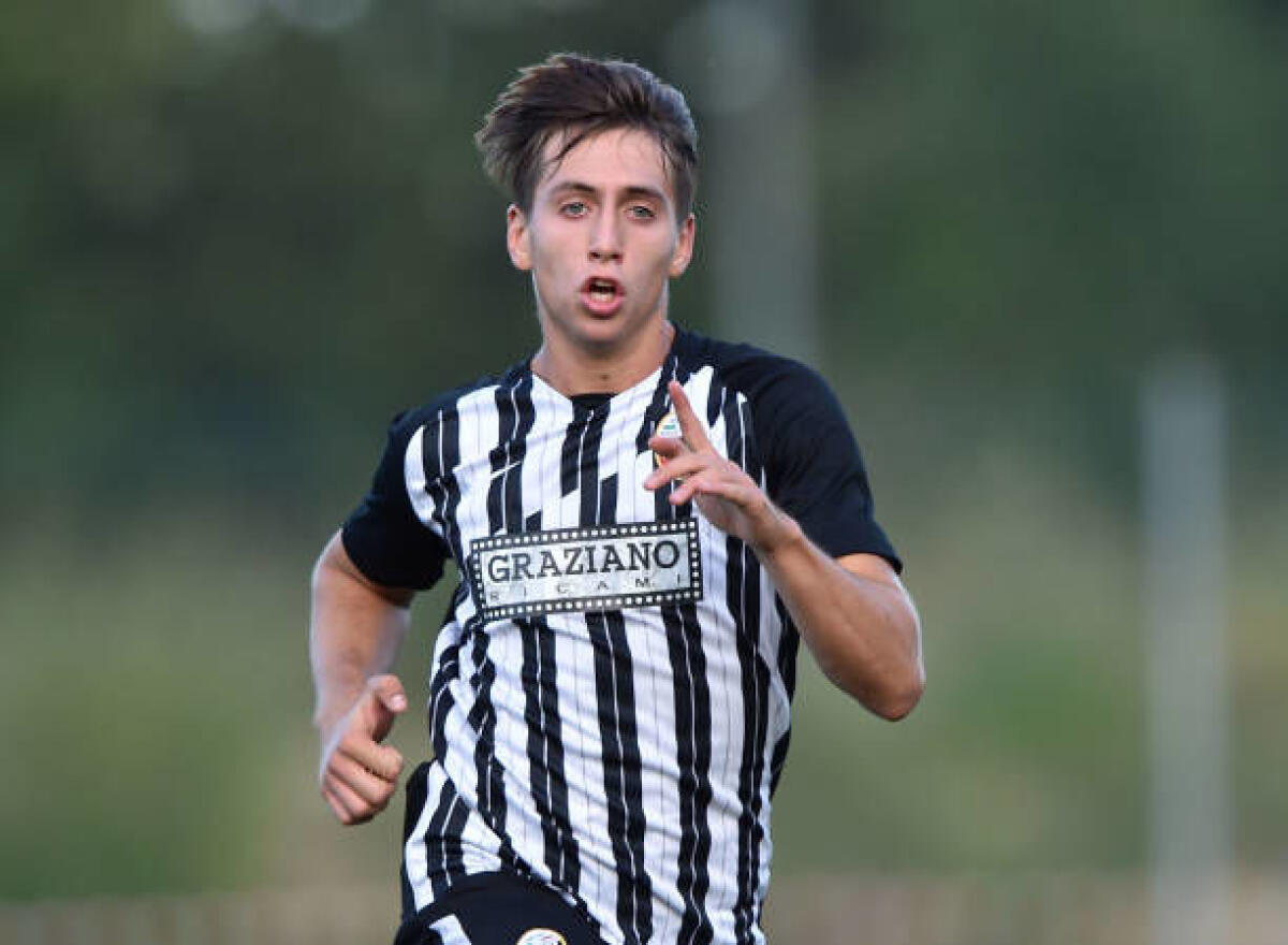 Primavera, l'Ascoli dopo appena due minuti pareggia contro la Fiorentina: gol di Intinacelli - 