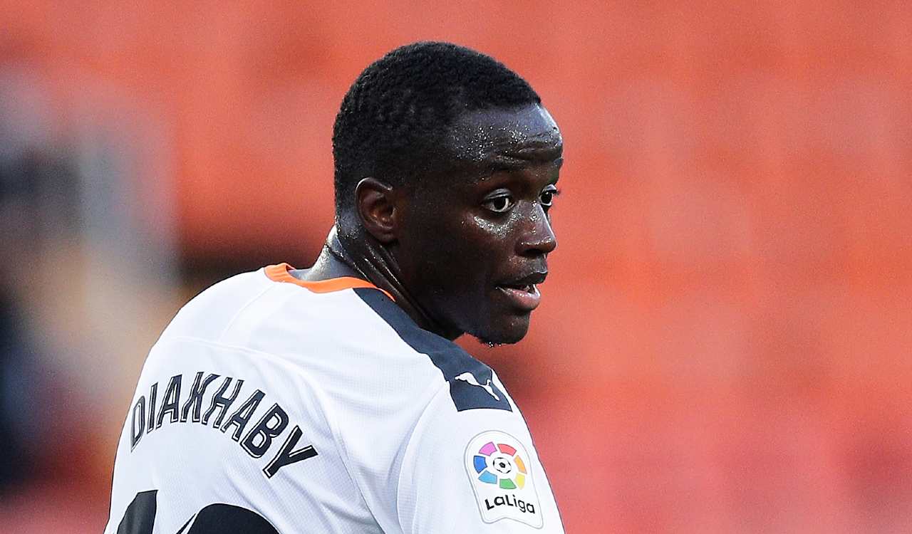 Caso di razzismo in Liga, insulti a Diakhaby: il Valencia lascia il campo contro il Cadice