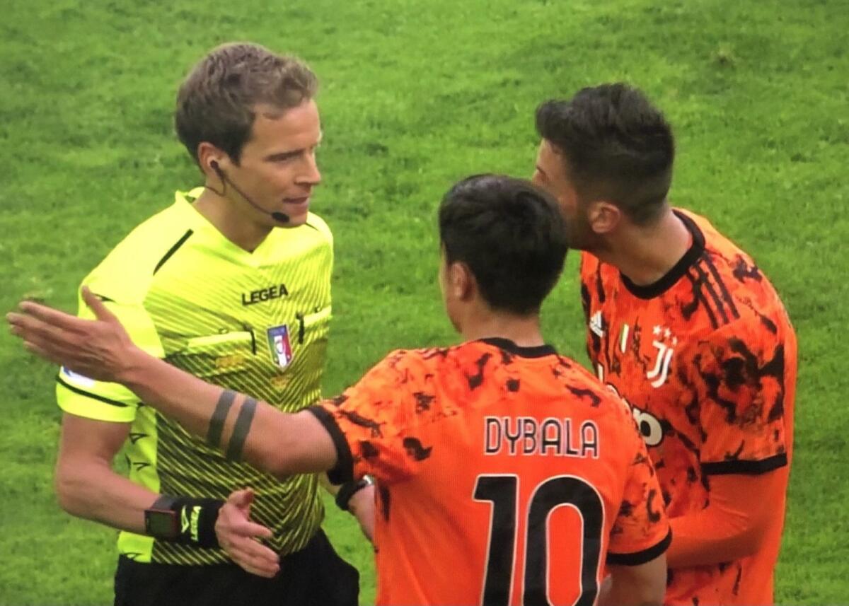 L'audio delle proteste juventine contro Chiffi: "Sei un raccomandato" "Vai a cac**e" "Mai visto" - 