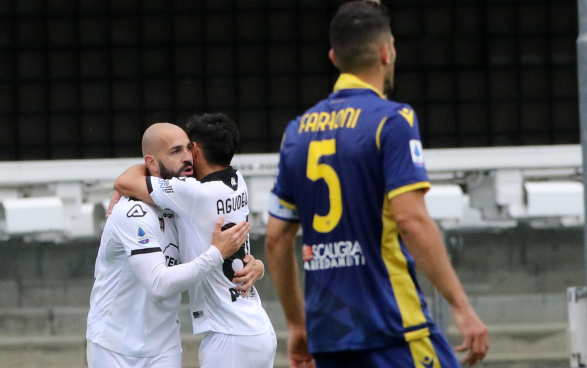 Lo Spezia pareggia contro il Verona, Saponara gol. Ma rimane dietro la Fiorentina in classifica - 