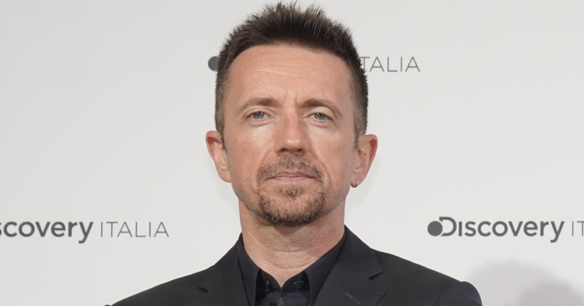 Scanzi: "Commisso pensa che il giornalista non debba criticare ma fare il volere del padrone" - Foto LaPresse - Spada
05 Settembre  2019 - Milano (Italia) 
Spettacolo 
Presentazione palinsesti Discovery Italia 
Piccolo teatro Strehler 
Nella foto: Andrea Scanzi Luca Sommi 

Photo LaPresse - Spada
September 05 , 2019 Milan ( Italy ) 
entertainme