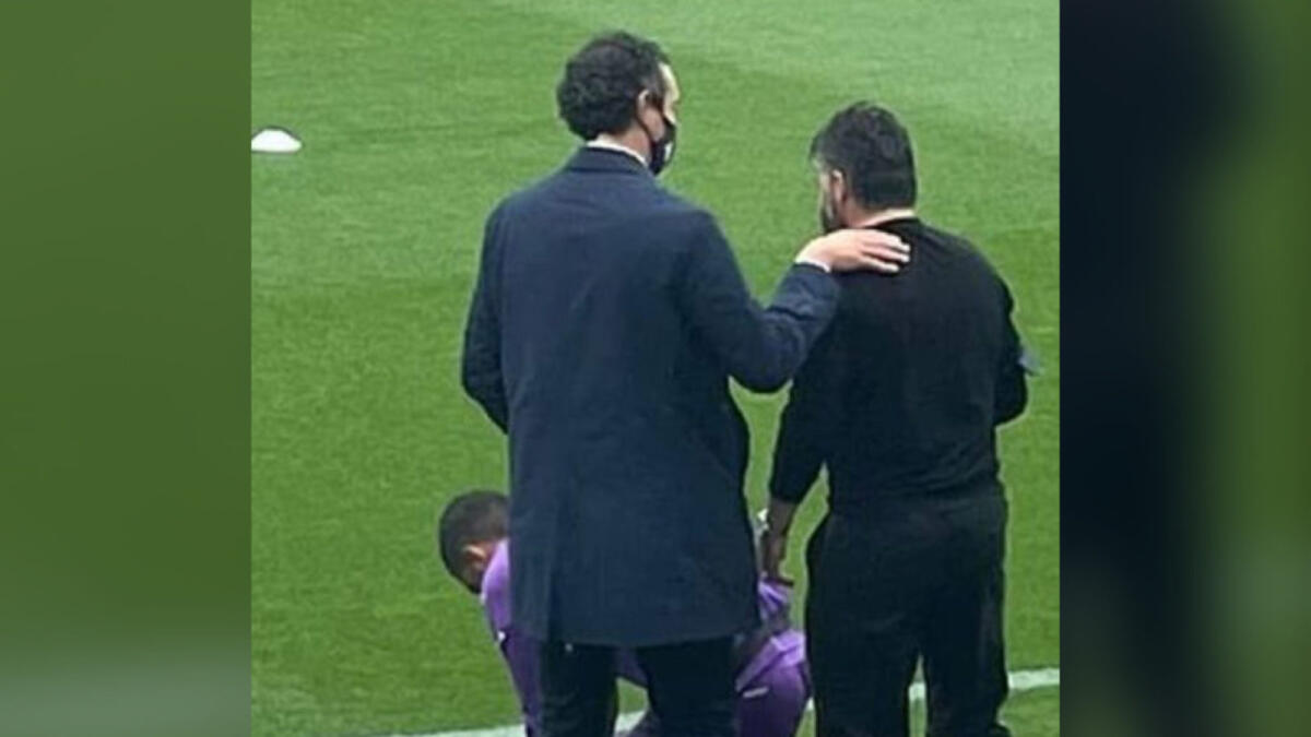 (FOTO): Gattuso e Dainelli si salutano affettuosamente prima della gara - 