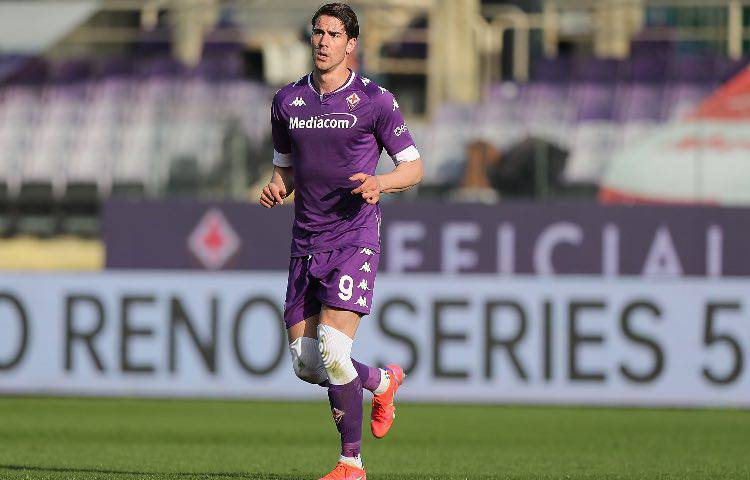 Al 21' Fiorentina in vantaggio contro il Bologna. Segna Vlahovic dal dischetto, 18° gol stagionale