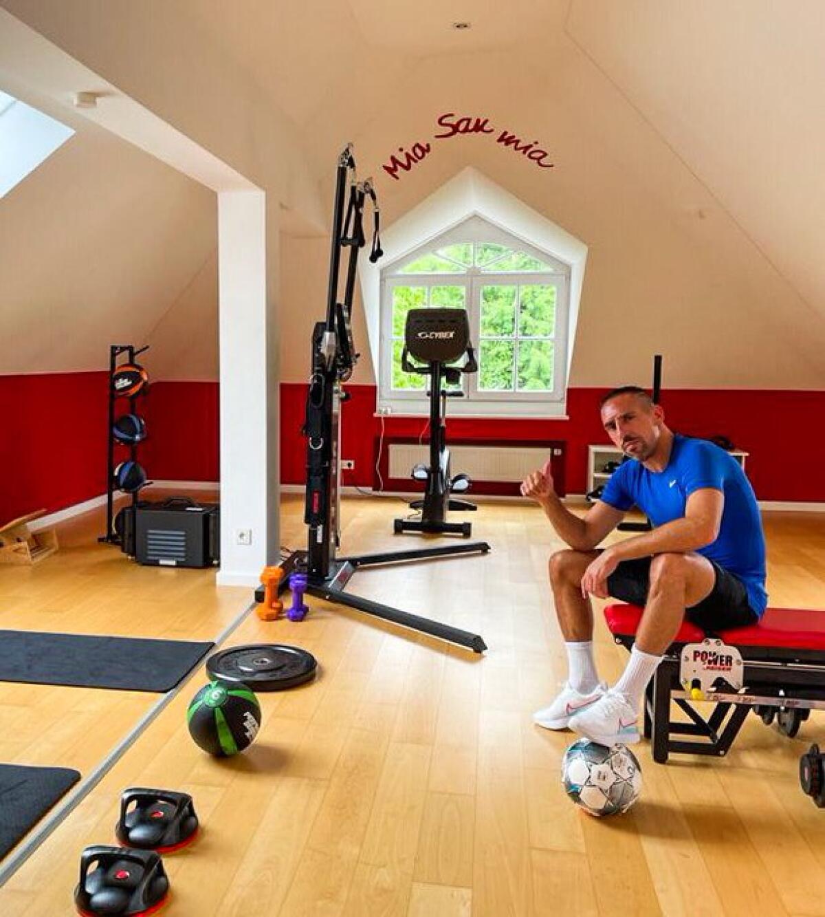 Ribery e gli indizi social: frase in italiano e cuore viola. Sarà ancora la Fiorentina il suo futuro? - 