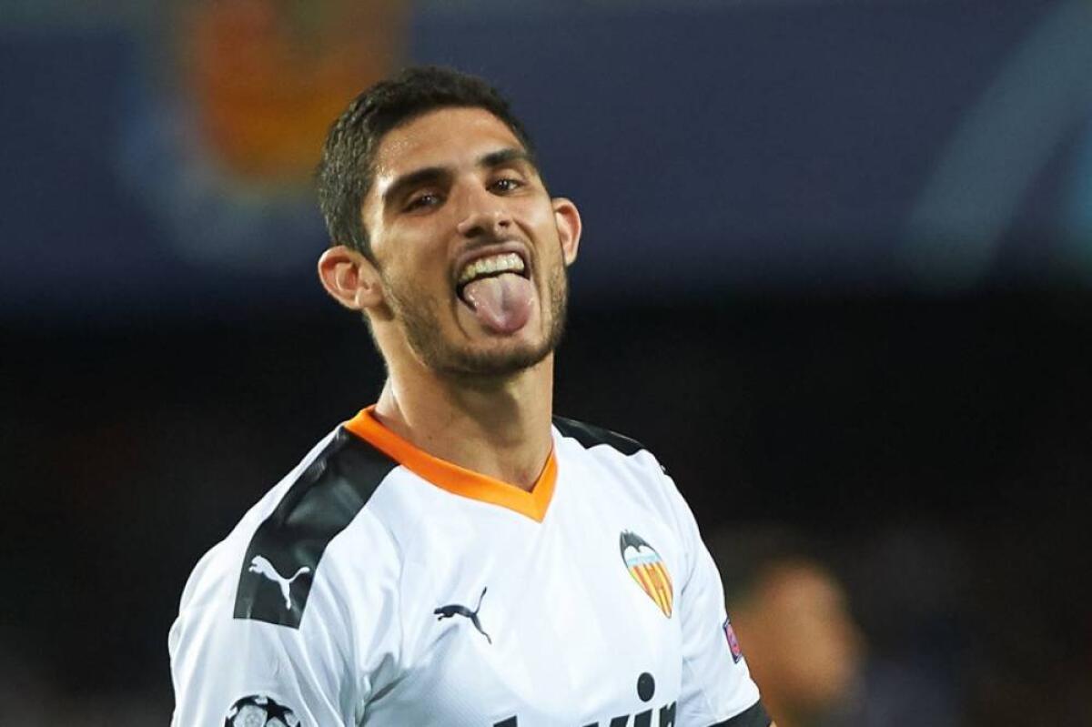 Repubblica, Guedes è il preferito di Gattuso. La Fiorentina offre 20 milioni, il Valencia ne chiede 30 - 
