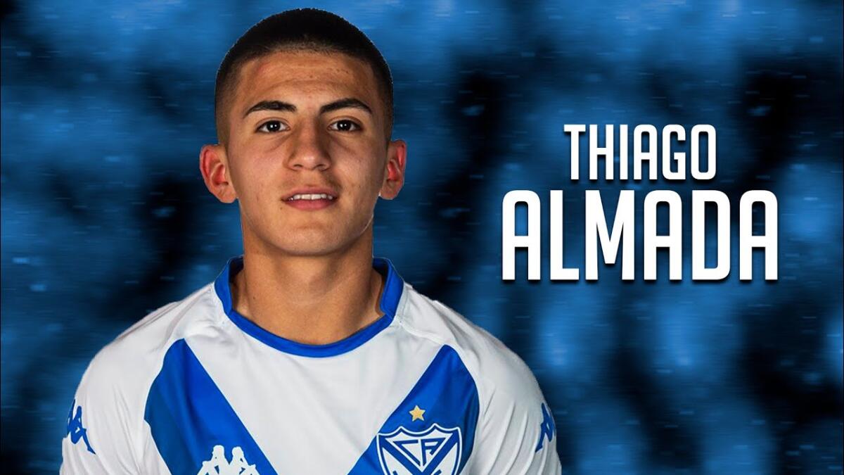 Gattuso va a vedere De La Vega ma rimane a bocca aperta per Thiago Almada. Costa 20 milioni - 