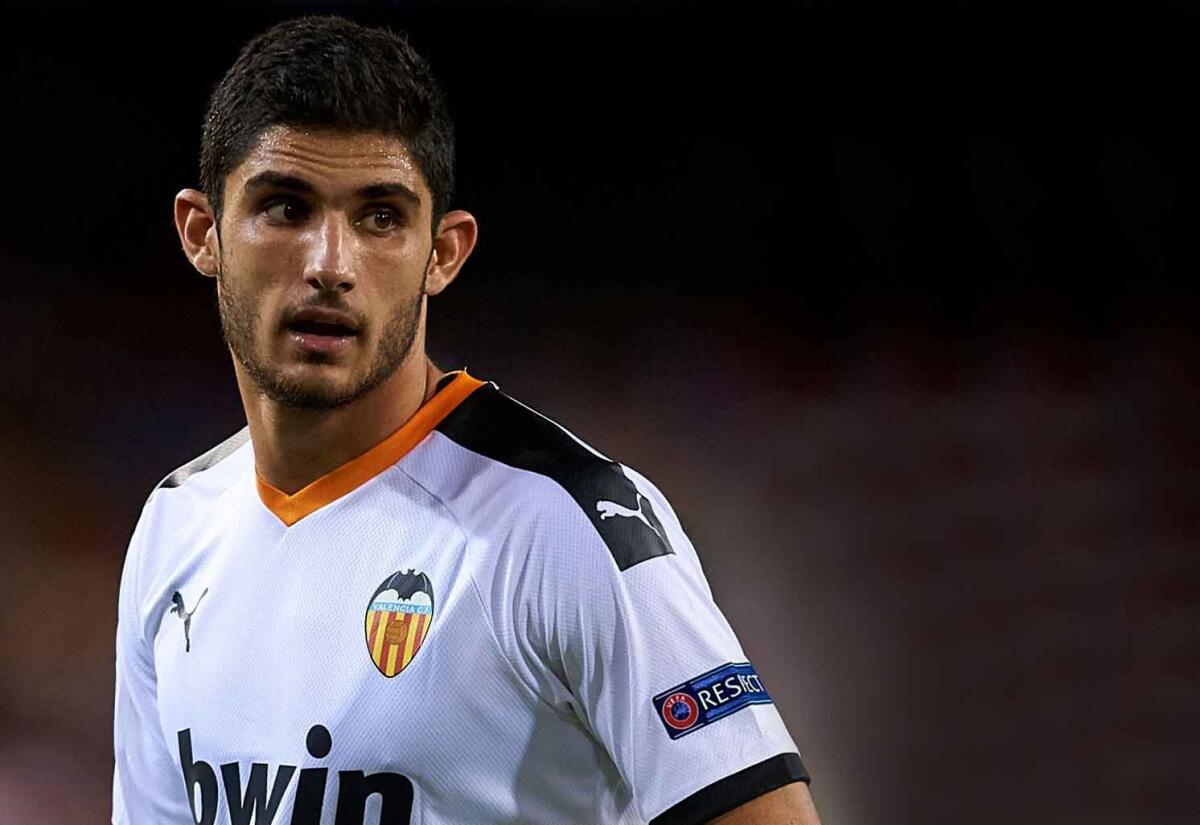 CorSport, Guedes è il sogno della Fiorentina: Mendes la garanzia, tanta concorrenza, rischio asta - 