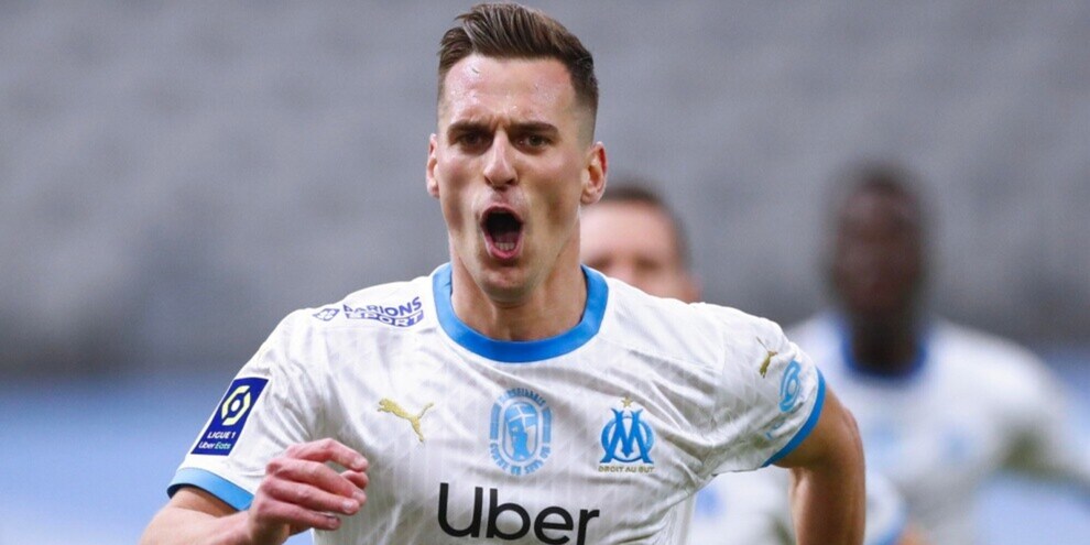 Ceccarini: "Milik può andare alla Fiorentina, costa poco e può essere affiancato a Vlahovic"