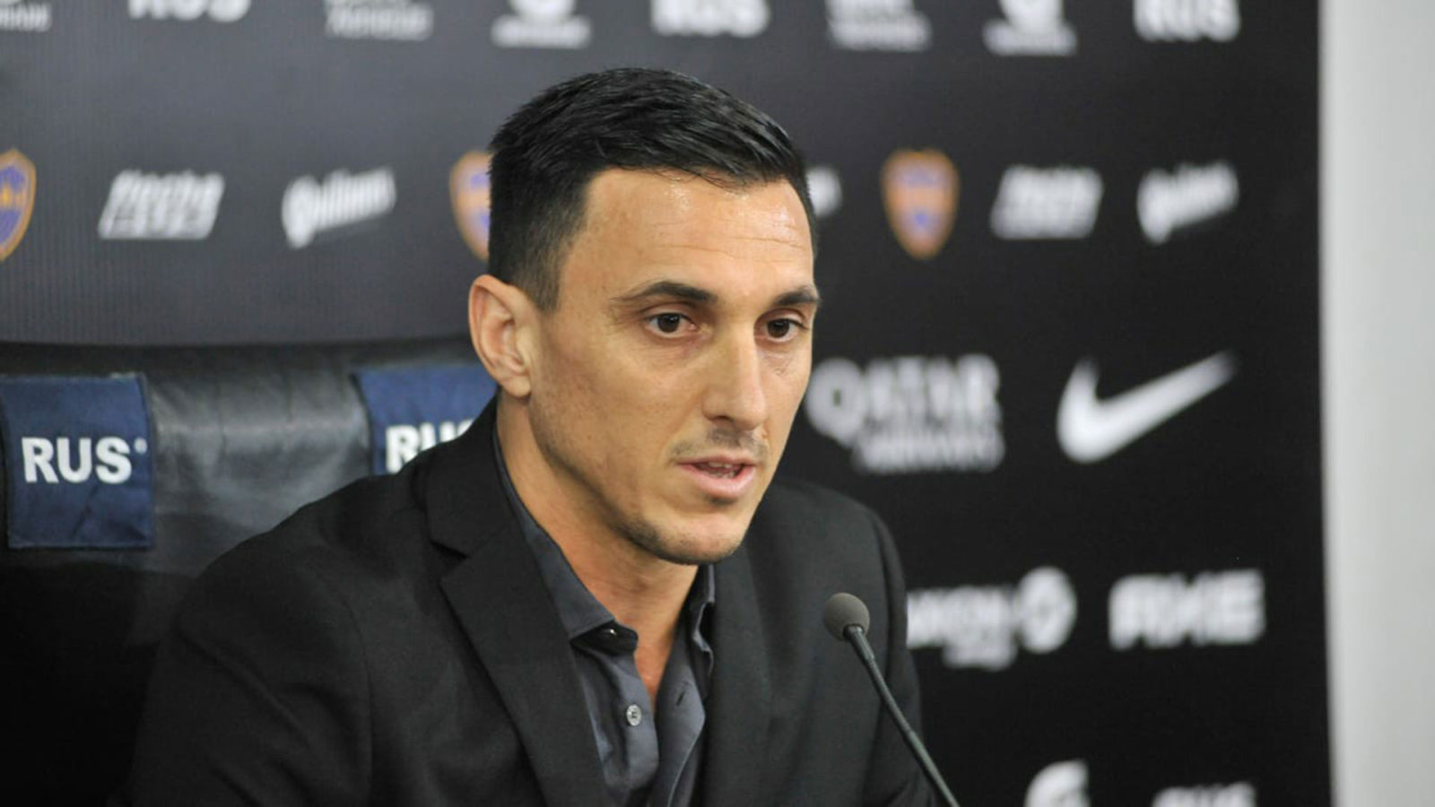 Criscitiello: "Due dirigenti uno spreco. La Fiorentina ha bisogno di 12 rinforzi, di cui 8 titolari entro il ritiro"