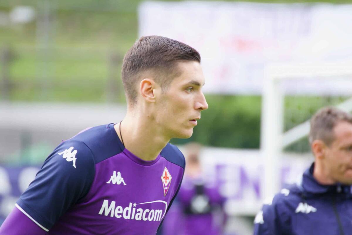 Nazione, Milenkovic all'addio, la Fiorentina chiede 20 milioni: c'è il Tottenham ma occhio alla Juve - Moena, stadio Benatti, 28.07.2021, allenamento, foto Lisa Grelloni. Copyright Labaroviola.com