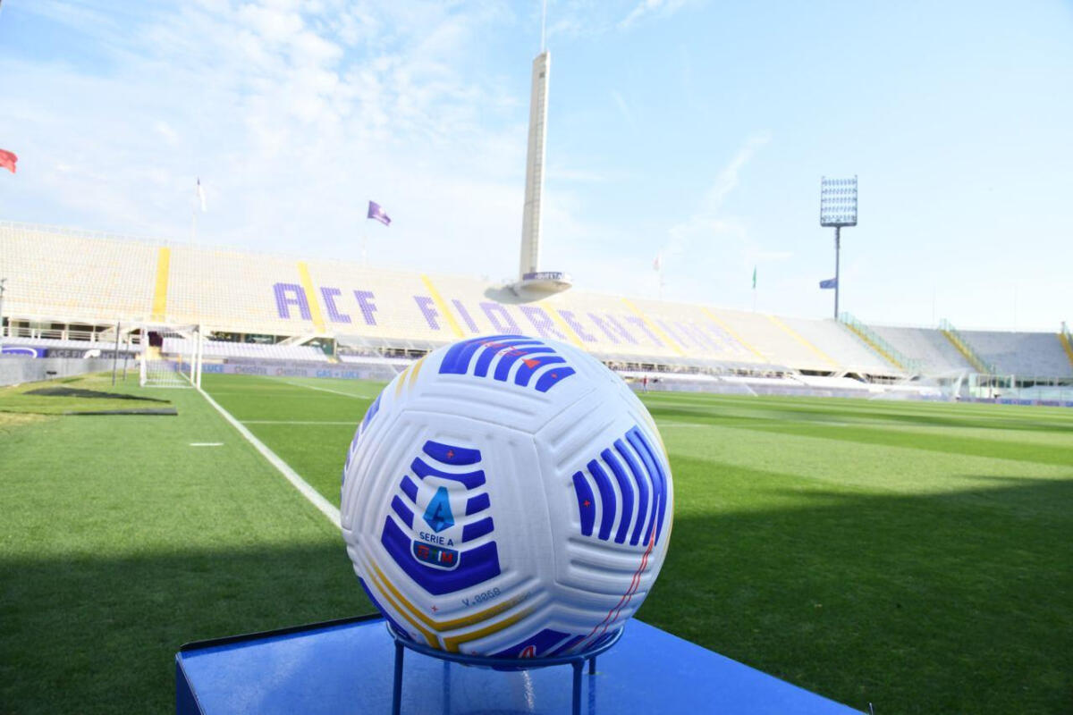 Format Serie A: 5 turni infrasettimanali e 6 soste per la Fiorentina e le altre. Inizio 22 agosto - 