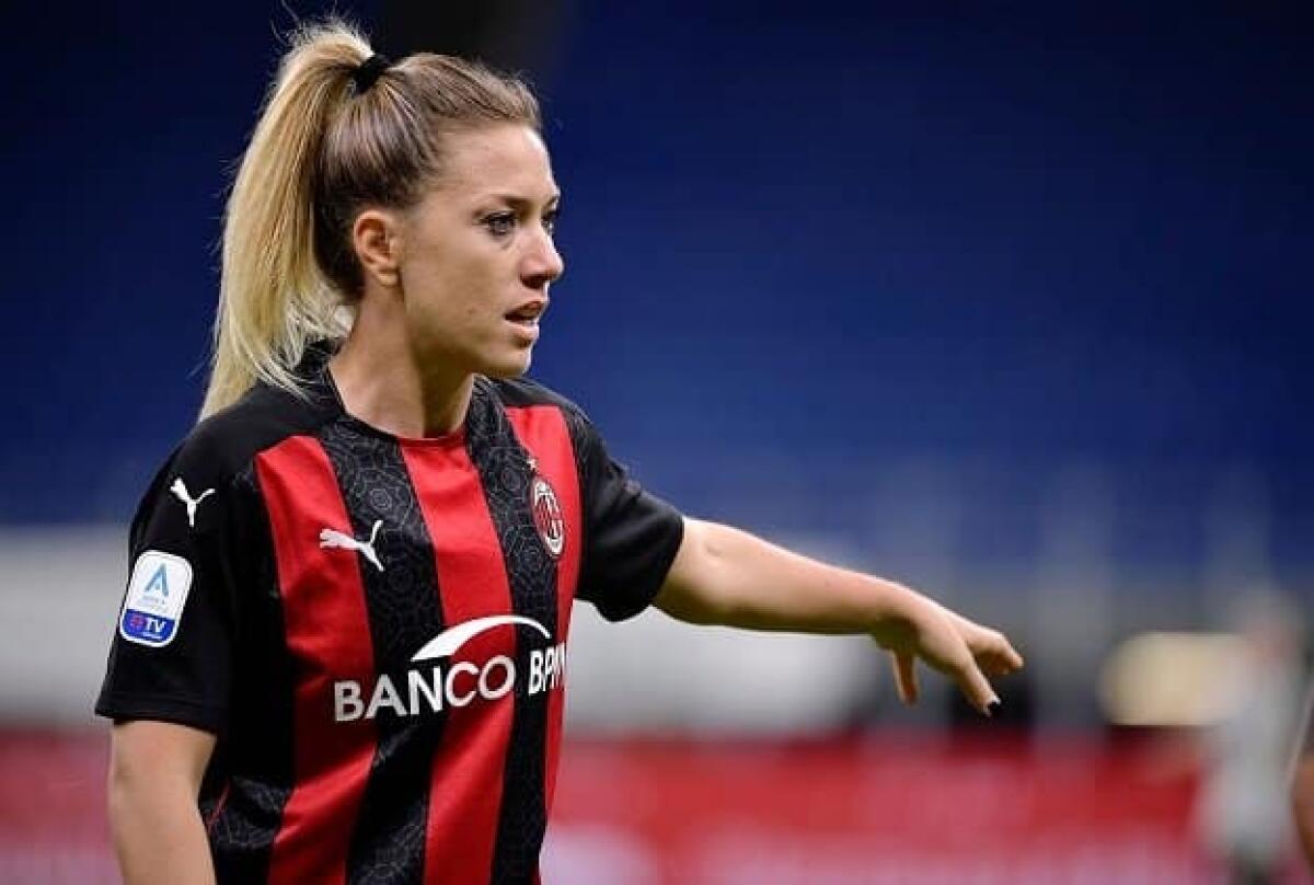 Ufficiale, Francesca Vitale è una nuova calciatrice della Fiorentina: arriva a titolo definitivo dal Milan - 