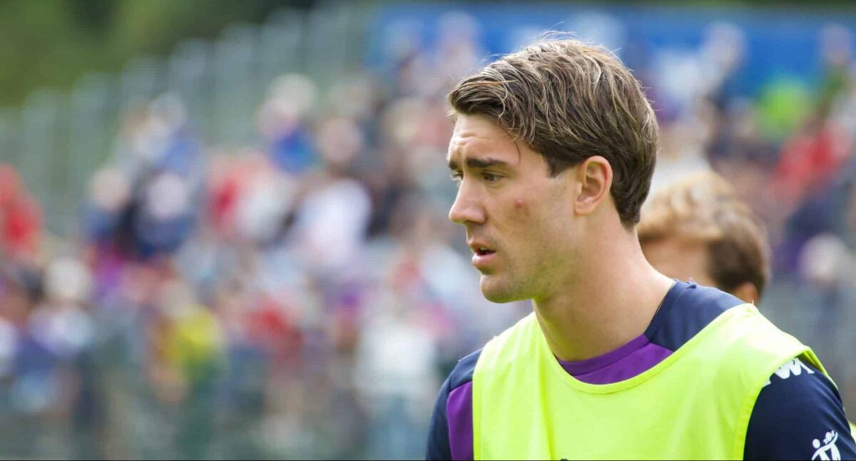 Dall'Inghilterra, Vlahovic, è l'obiettivo numero uno del Tottenham: offerta pronta anche se Kane rimane - Moena, stadio Benatti, 28.07.2021, allenamento, foto Lisa Grelloni. Copyright Labaroviola.com