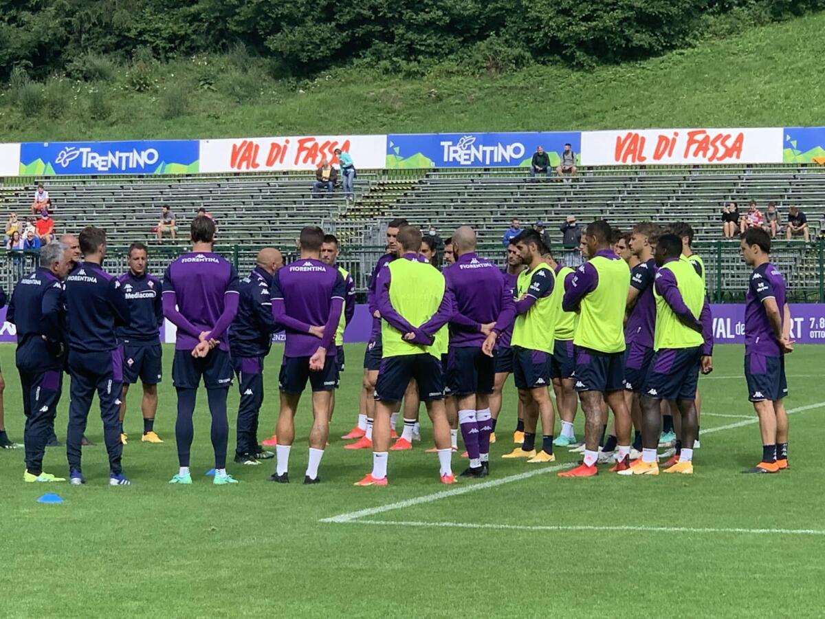 Moena 2021, Fiorentina in campo per l'allenamento mattutino: assente Callejon - 