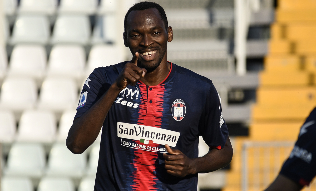 Da Crotone: "La società vuole ricavare venti milioni da Simy e Messias, su cui il Torino è in vantaggio"