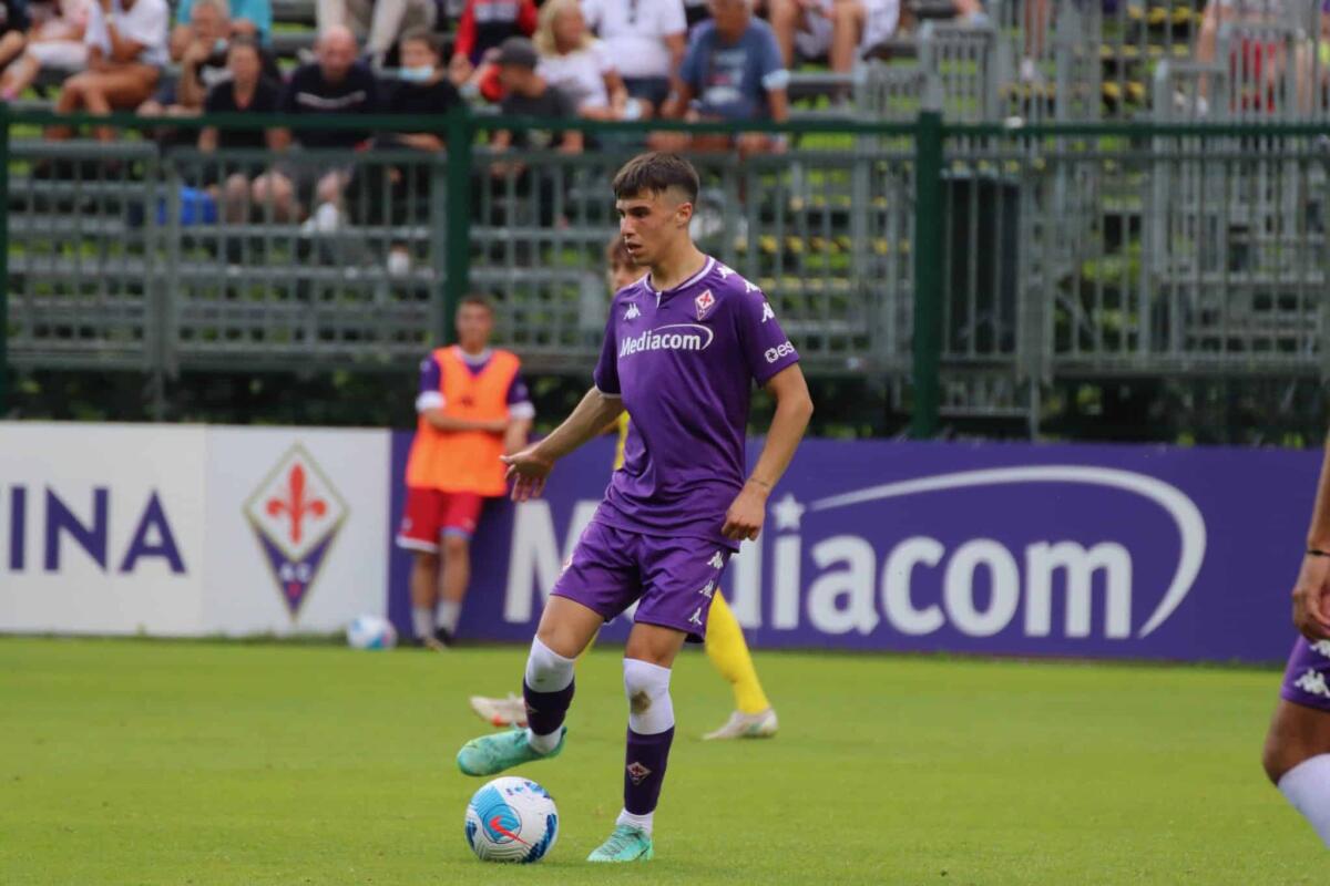 Tuttosport, il Cosenza sta valutando i prestiti di Dalle Mura e Bianco - Moena, stadio Benatti, 29.07.2021, amichevole Fiorentina-Levico, foto Lisa Grelloni. Copyright Labaroviola.com