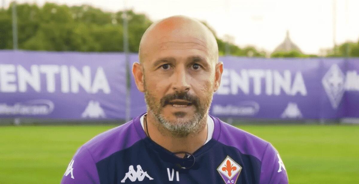 Italiano: "Vlahovic vuole restare, sta trattando rinnovo. Nuovo capitano sarà Biraghi, uomo guida" - 