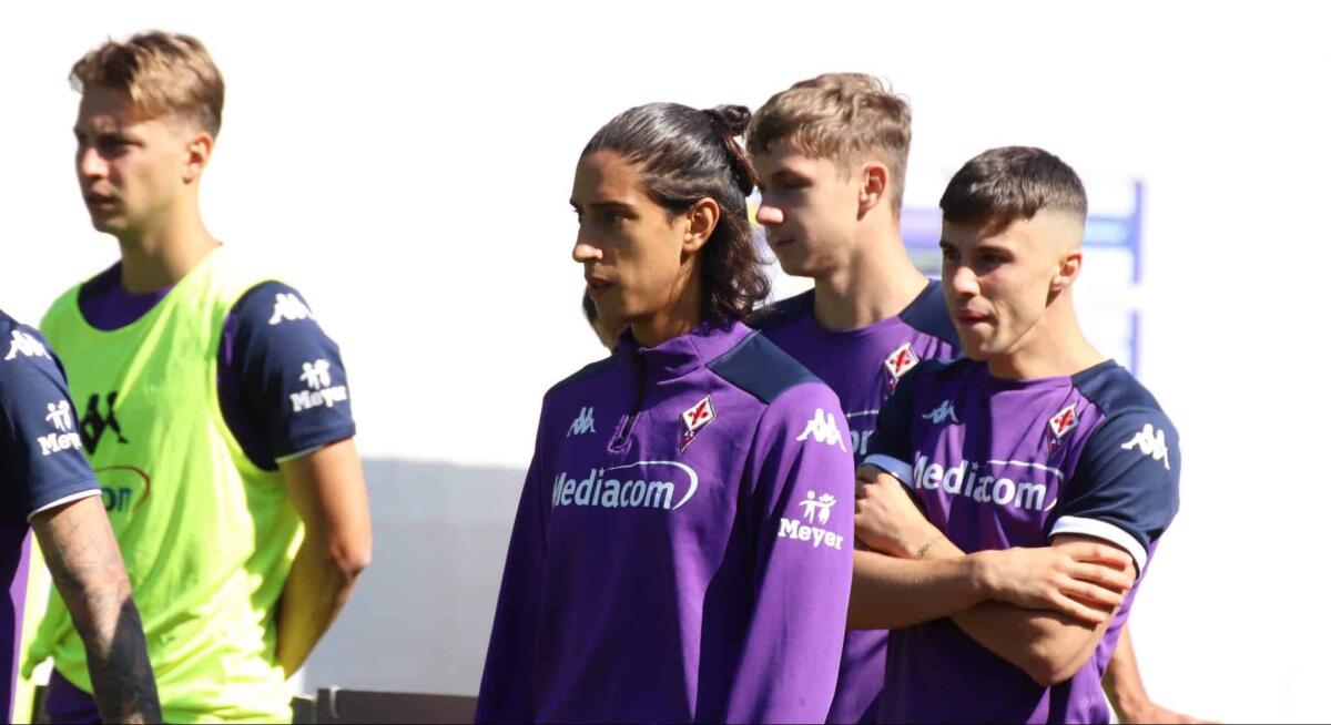 Ceccarini: "Maleh, se lascia la Fiorentina l'ipotesi più concreta è il ritorno al Venezia" - Moena, stadio Benatti, 30.07.2021, allenamento mattutino, foto Lisa Grelloni. Copyright Labaroviola.com