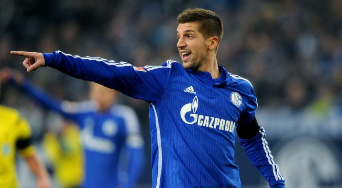 La Nazione, Fiorentina-Nastasic ad un passo: 3 milioni allo Schalke. Lirola, Marsiglia vira su Wass - 