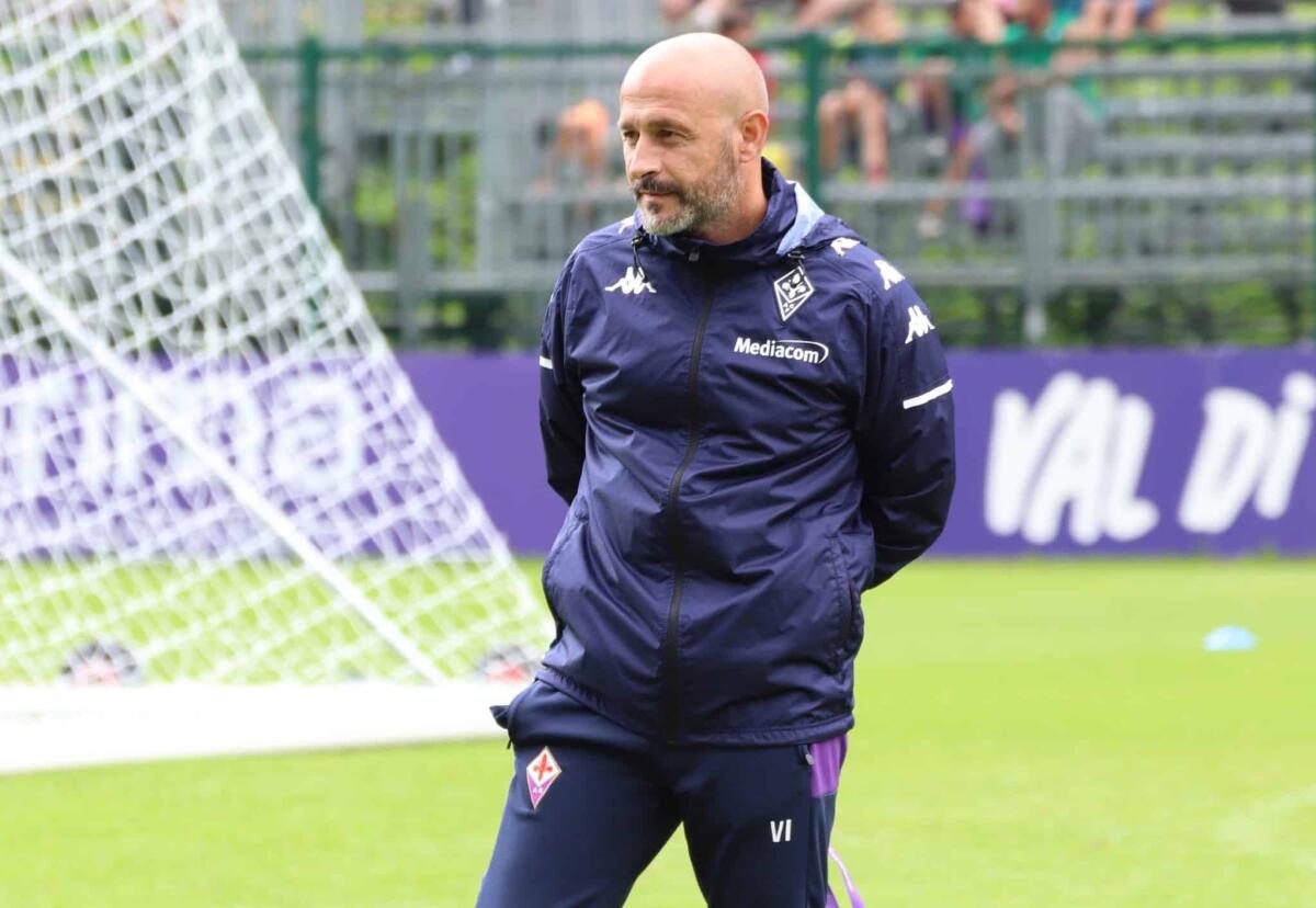Corriere Fiorentino, inizia la fase due della Fiorentina di Italiano: è il momento delle scelte - Moena, stadio Benatti, 28.07.2021, allenamento, foto Lisa Grelloni. Copyright Labaroviola.com