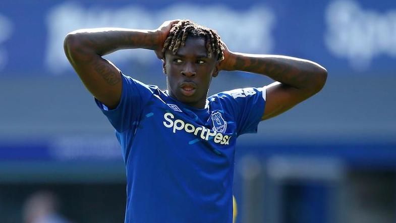 Gazzetta, se parte Vlahovic Fioerentina su Scamacca: il Sassuolo chiede 35 milioni. Kean l'alternativa