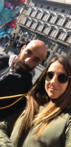 Borja Valero a Firenze con la sua famiglia, qui con la moglie Rocio