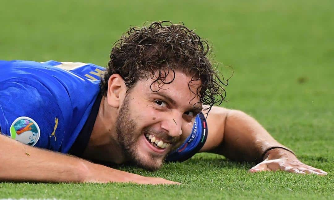 Chiesa come Locatelli, storia si ripete. La Juventus prende oggi e paga fra 2 anni, società obbligate