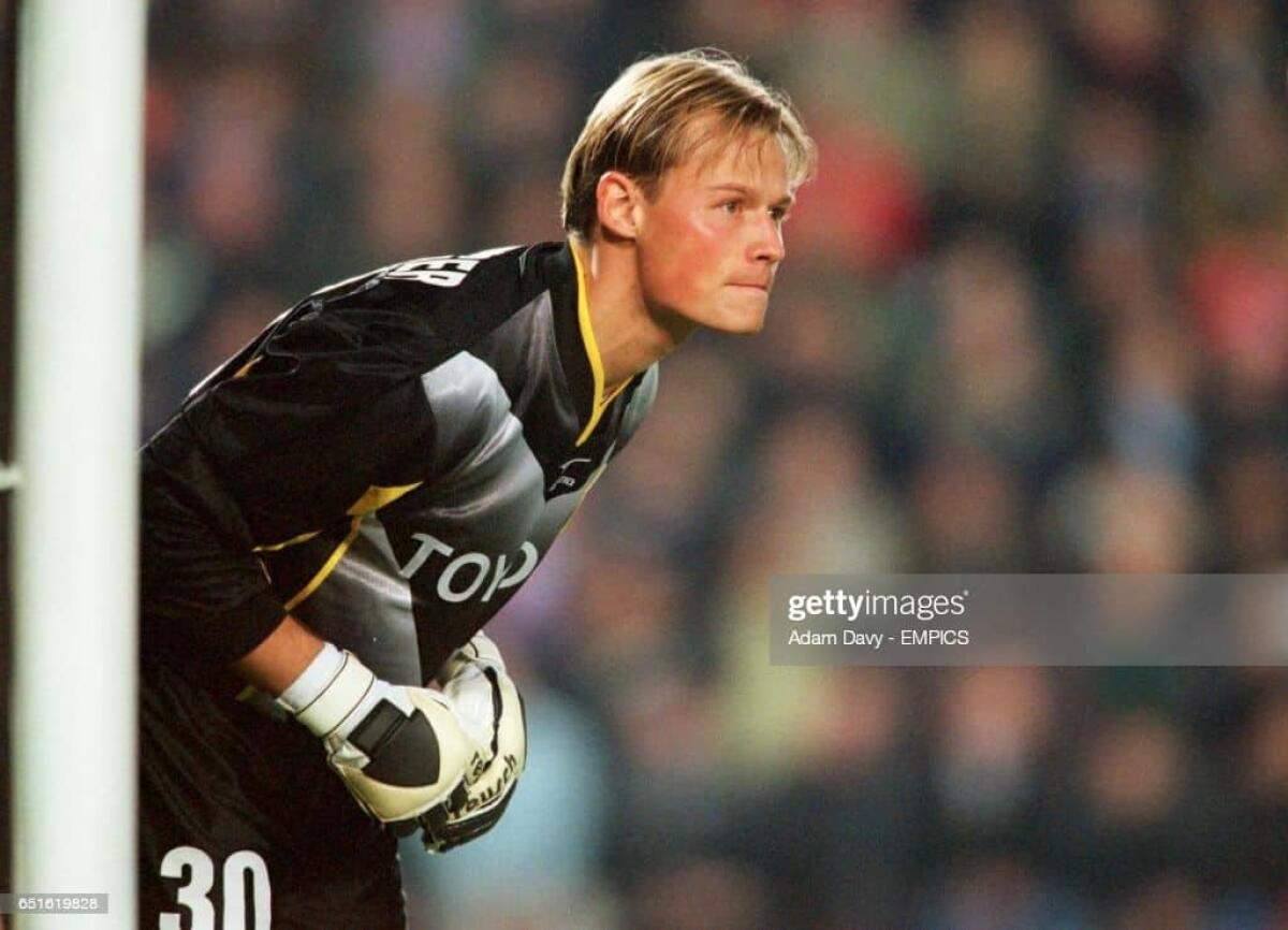 Era il portiere della Fiorentina, adesso Manninger ha cambiato vita: "Faccio il falegname" - Alex Manninger, Fiorentina goalkeeper  (Photo by Adam Davy/EMPICS via Getty Images)