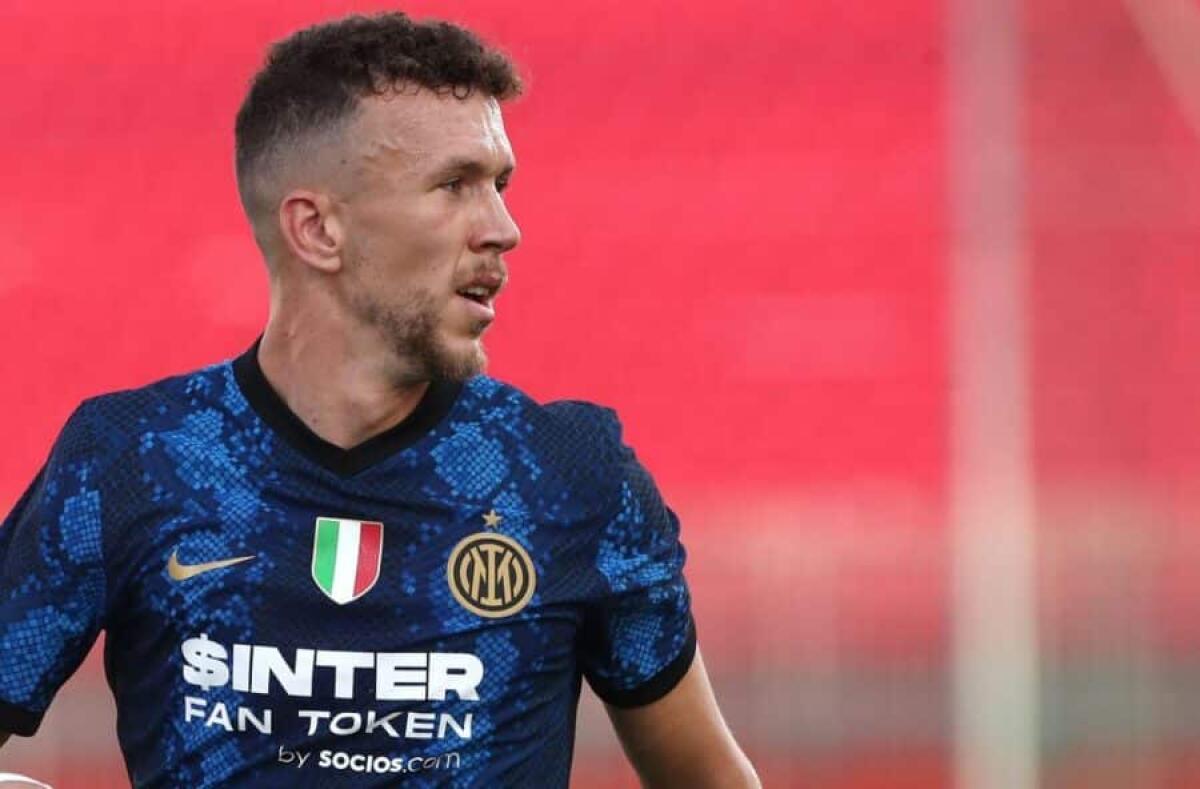 All'87' l'Inter firma il 3-1 contro la Fiorentina. In gol Perisic su assist di Gagliardini - MONZA, ITALY - AUGUST 14: Ivan Perisic of FC Internazionale looks on during the pre-season friendly match between FC Internazionale and Futbol'nyj Klub Dynamo Kyïv at U-Power Stadium on August 14, 2021 in Monza, Italy. (Photo by Marco Luzzani/Getty I