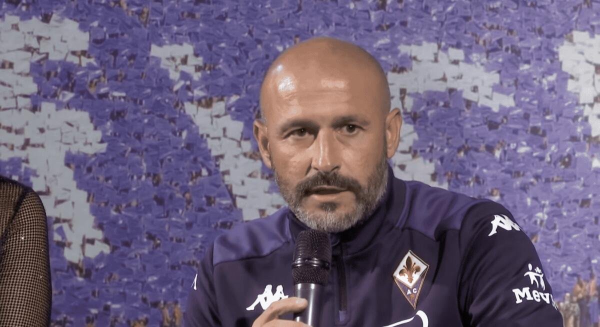 Calciatore viola al mister: "obiettivi quest'anno?" Italiano: "Avere forte identità e farsi rispettare" - 