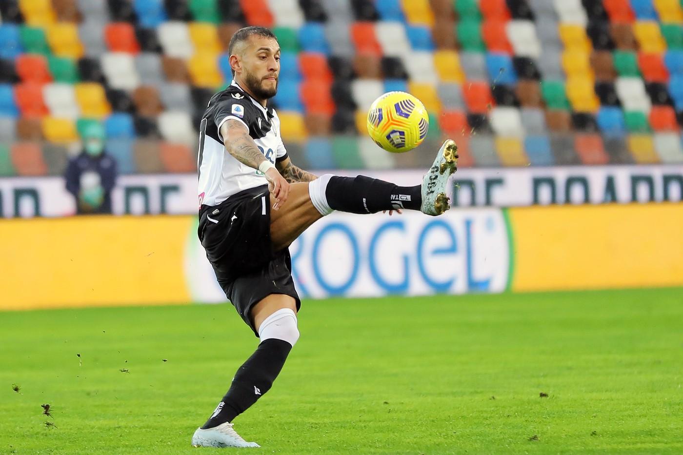 Problema muscolare per Pereyra, da valutare le sue condizioni in vista di Roma-Udinese